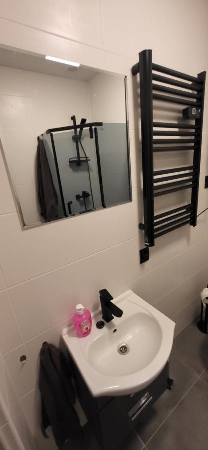 Apartament Pod Wieza Apartment Piotrkow Trybunalski Exterior photo